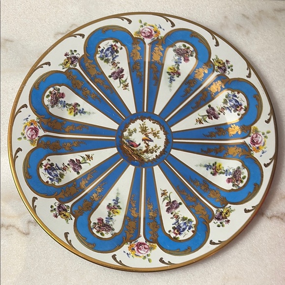 MMA Elegant Blue and Gold Floral Plate - Picture 1 of 5